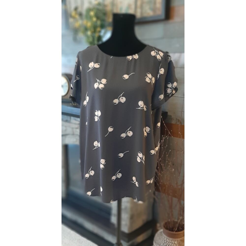 Loft Steel Gray With Soft Pink Cherry Print Sz. M
